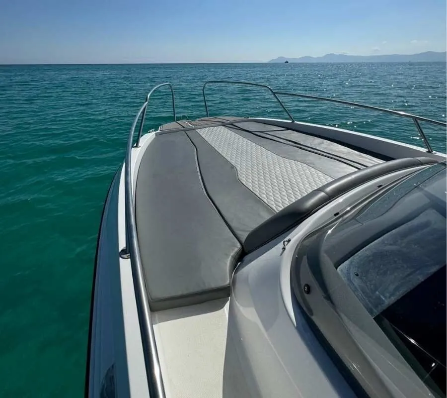 Bow sun pad of the Karnic 650